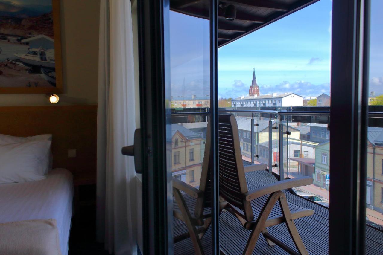 Hotel Kolumbs Liepāja Exterior foto