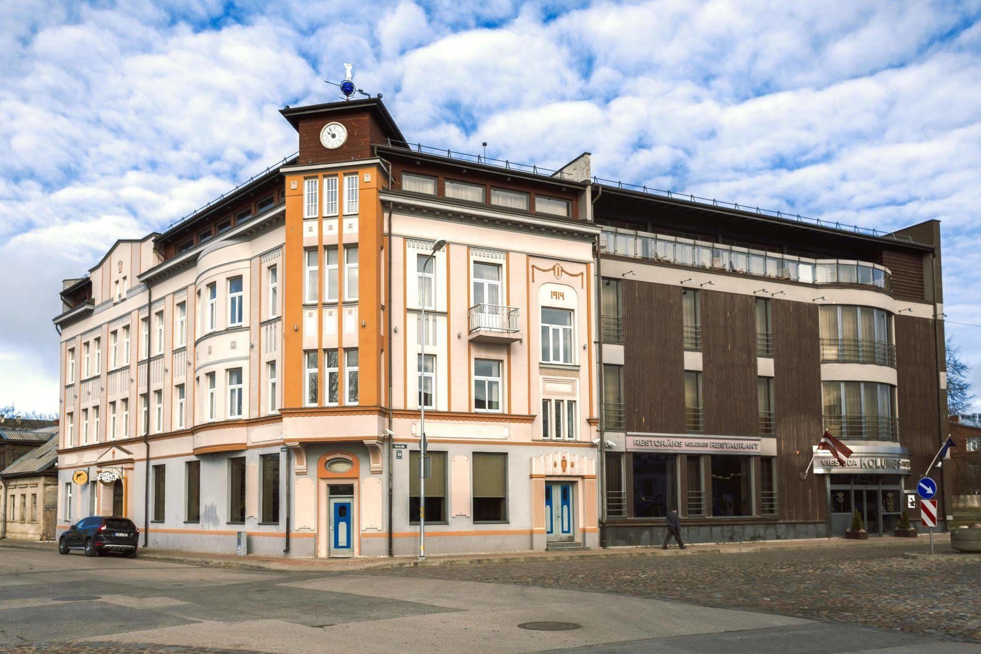Hotel Kolumbs Liepāja Exterior foto